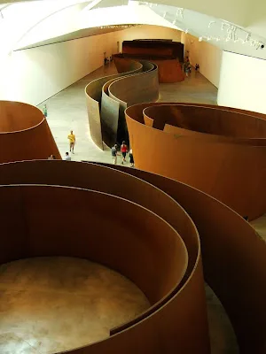 Richard Serra-scultura-Bilbao-Guggenheim-Acciaio Corten