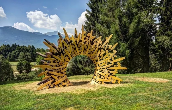 Arte Sella-Valsugana-arte-montagna-legno-scultura