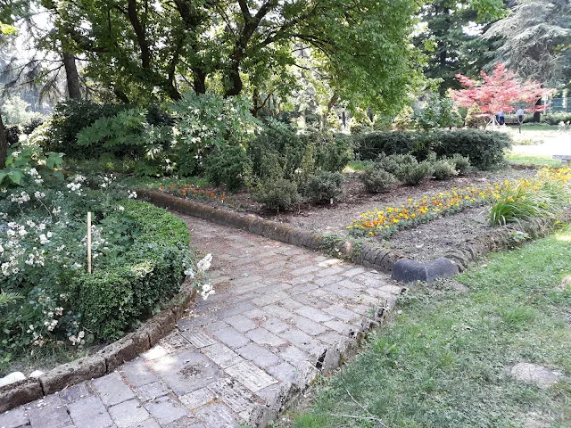 stradine-da-giardino-mattoni