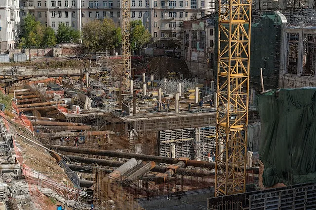 cantiere-edile-solai-post-tesi