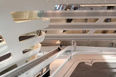 zaha-hadid-architettura-Vienna